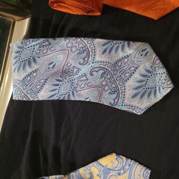 Paisley Tie bundle - Picture 3 of 5